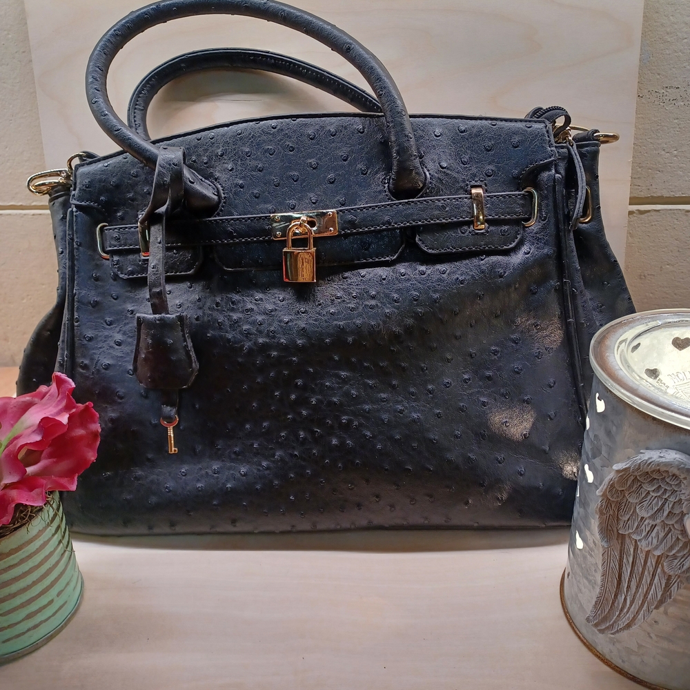 Elegant Black Handbag